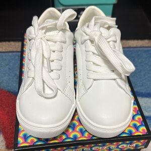 Kurt Geiger Kids White Sneakers
